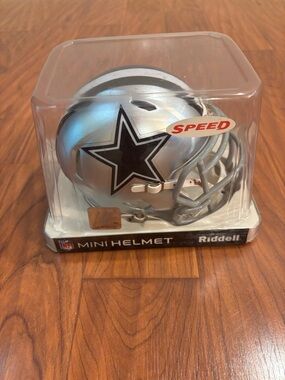 NIB Dallas Cowboys Riddell Silver Mini Helmet 2013